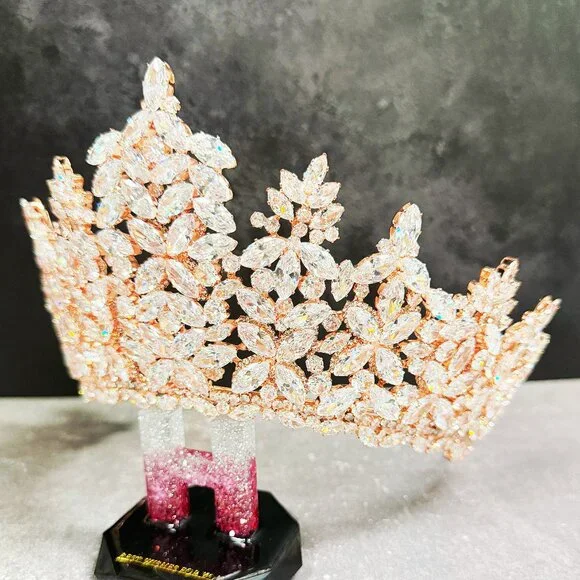 Luxury Rose gold crown, Swarovski crystal crown, wedding jewelry, Pageant Crown - Picture 2 of 9
